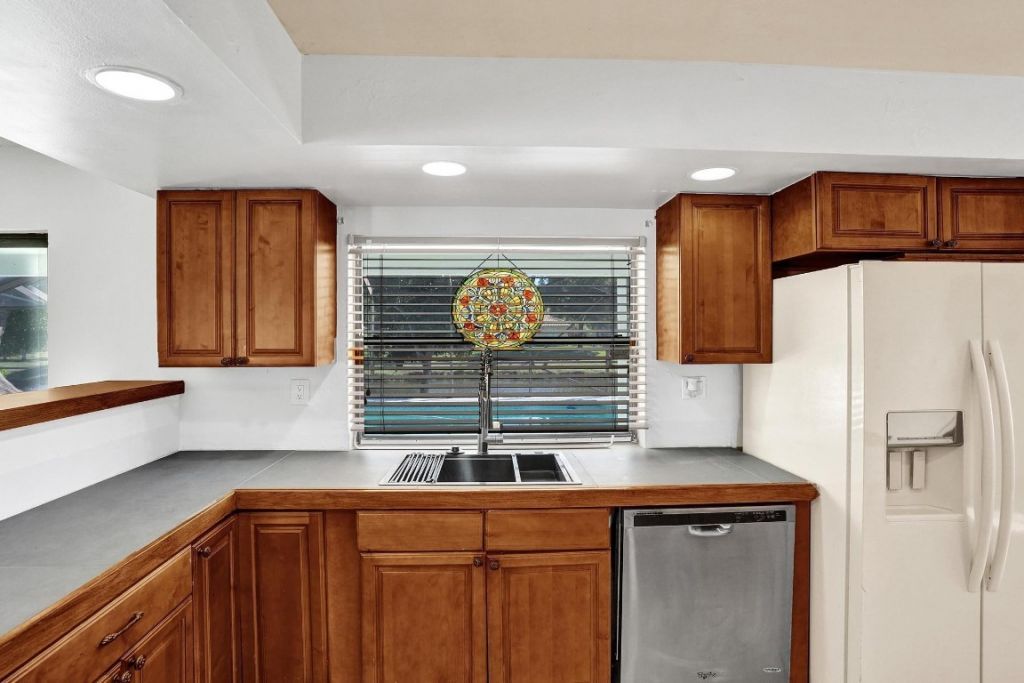 1955 NW 108th Ln, Coral Springs, FL 33071 Photo