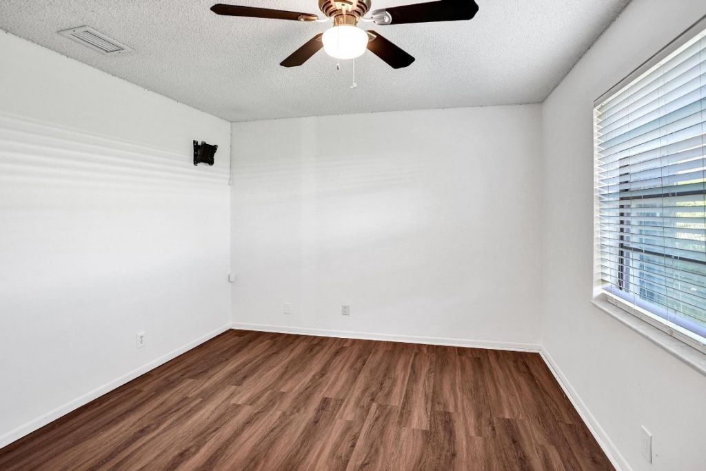 1955 NW 108th Ln, Coral Springs, FL 33071 Photo