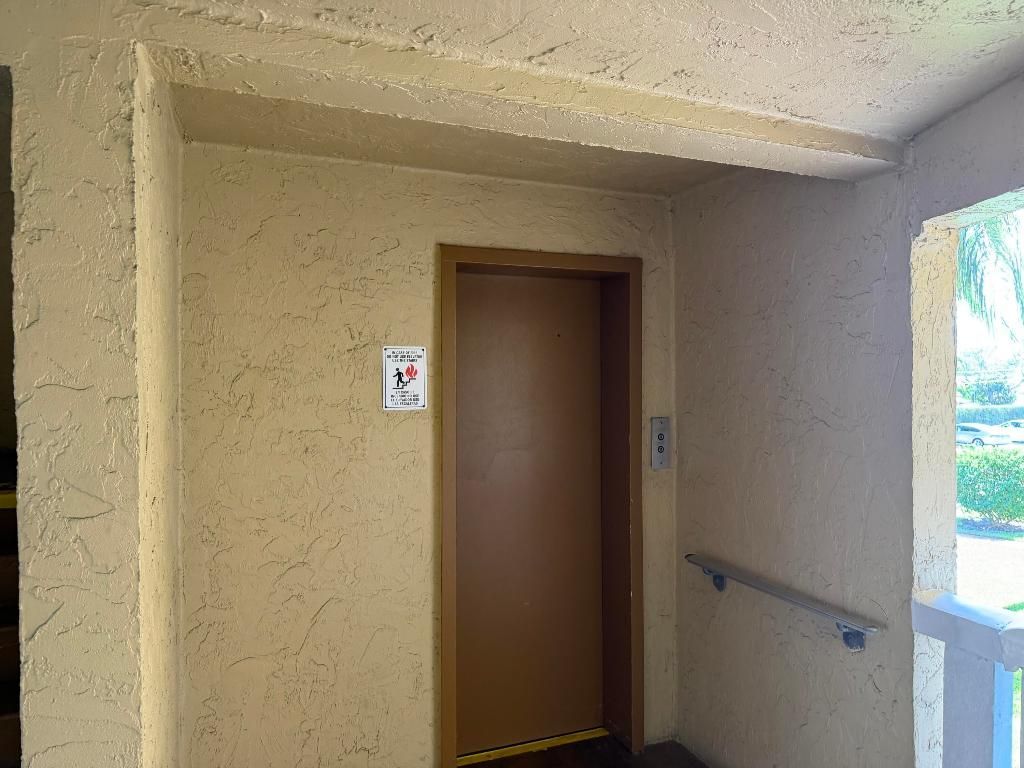 100 Village Green Circle, Unit 312, Palm Springs, FL 33461 Photo