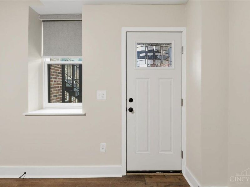 142 E Clifton Avenue, Cincinnati, OH 45202 Photo 5