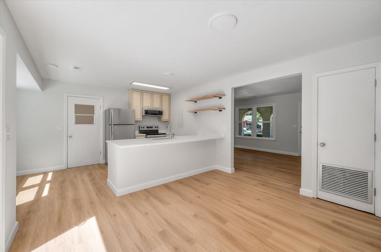 4449 Garwood Drive Photo 10