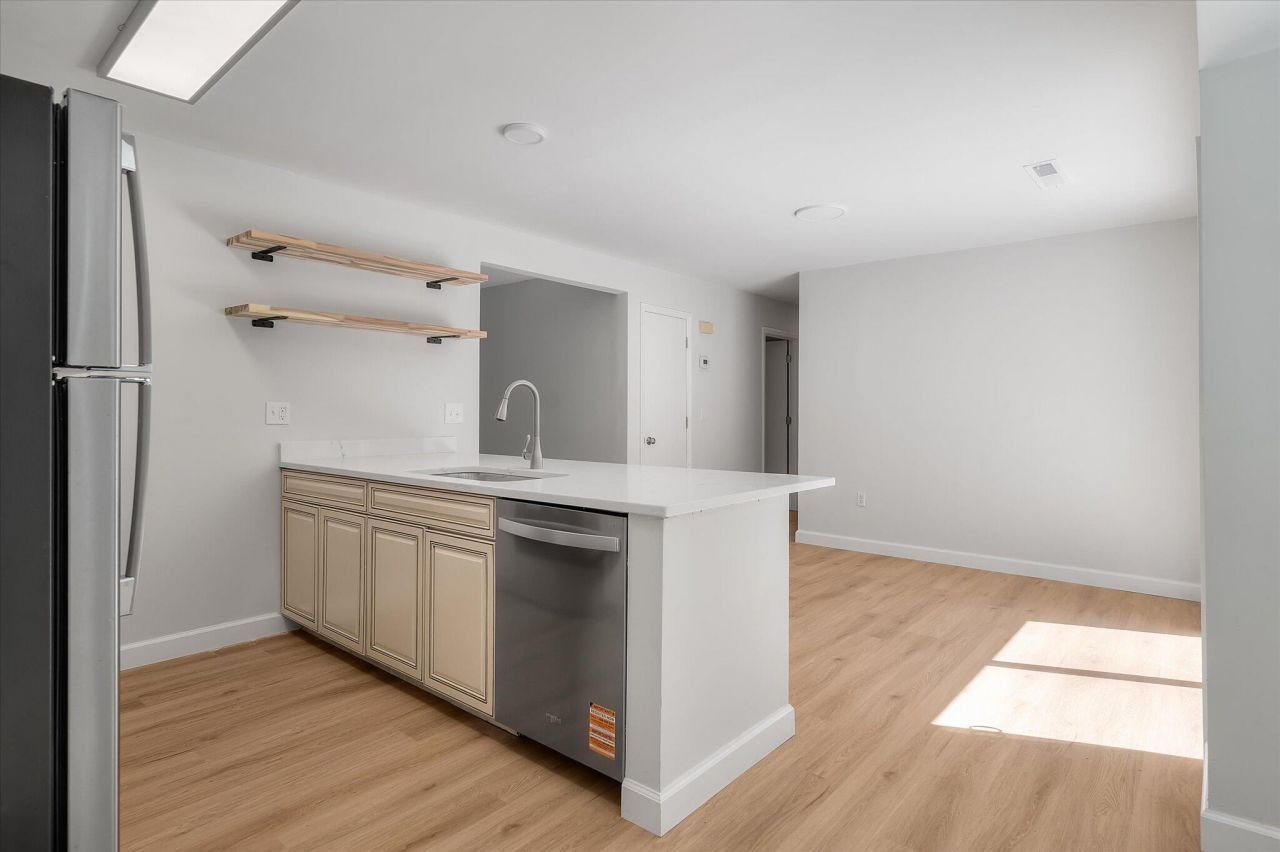 4449 Garwood Drive Photo 11