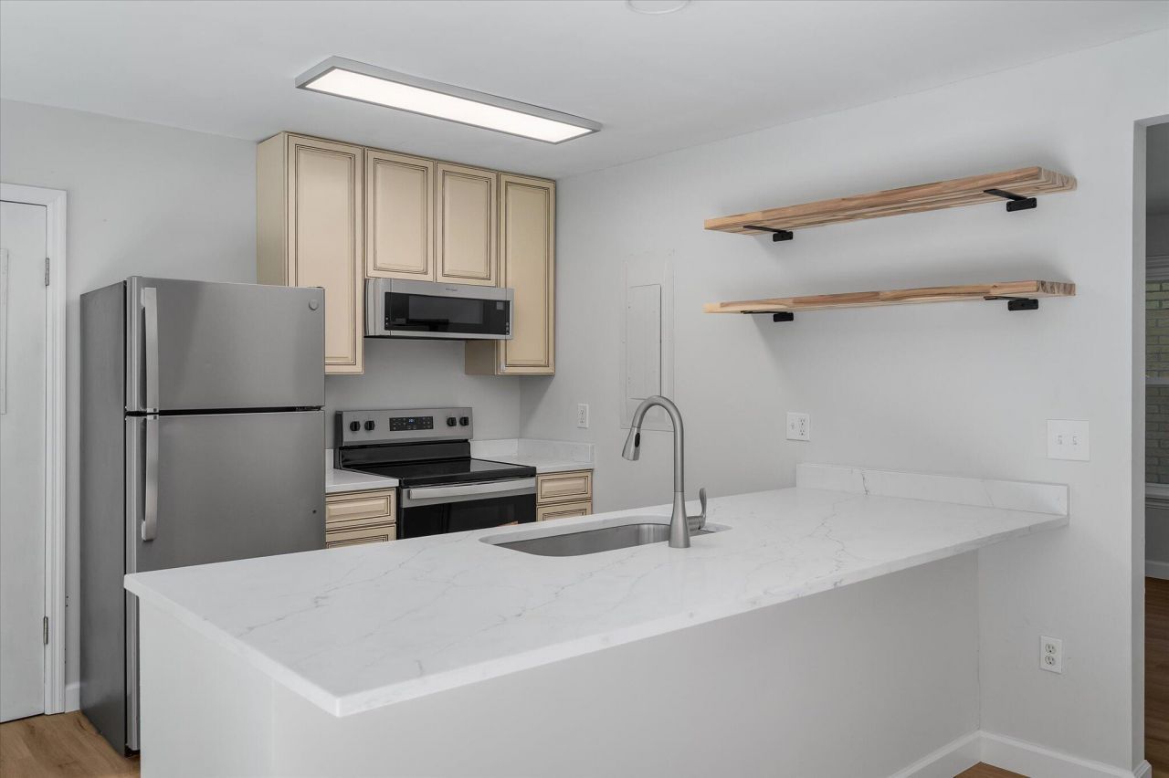 4449 Garwood Drive Photo 13