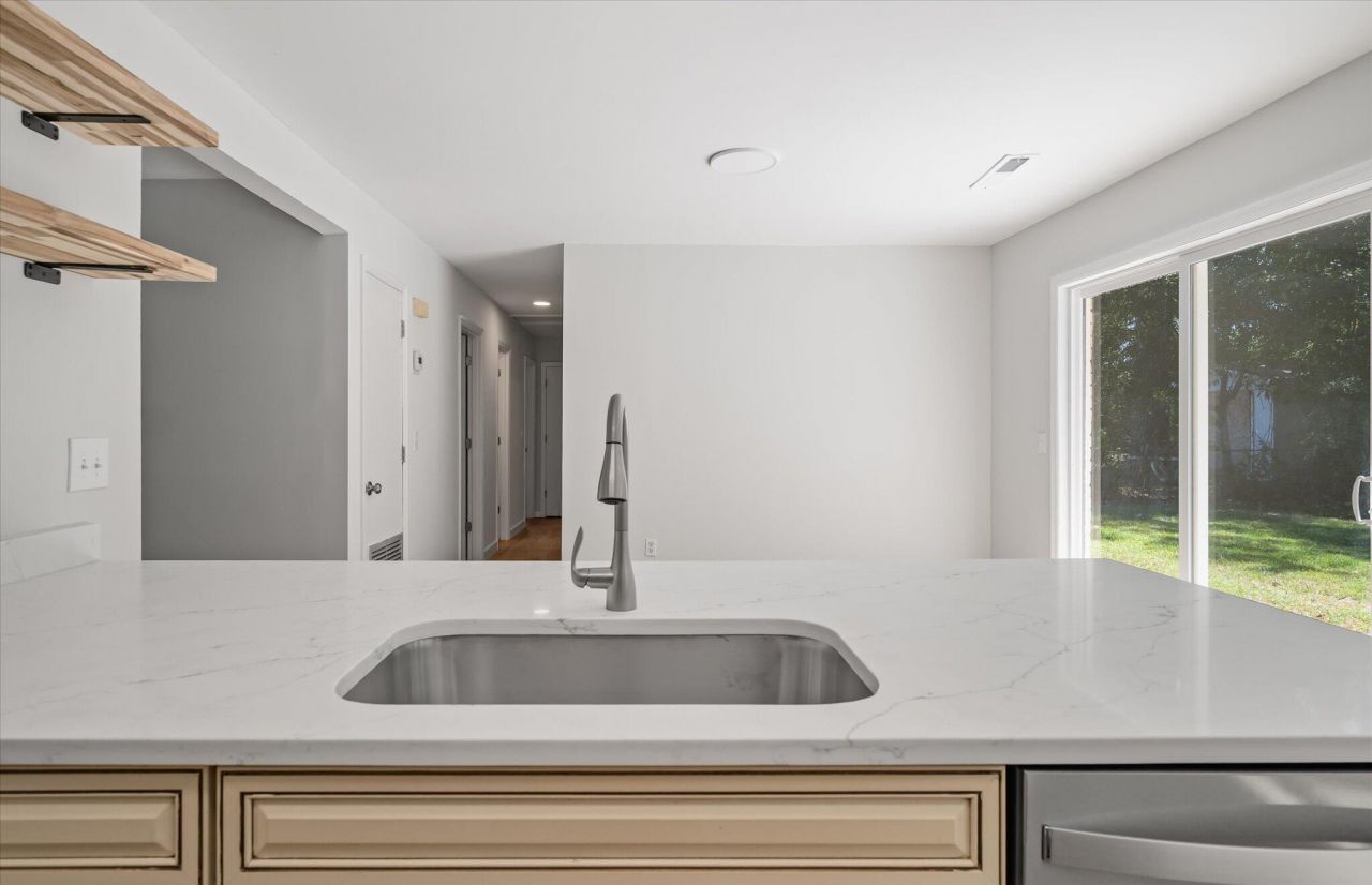 4449 Garwood Drive Photo 15