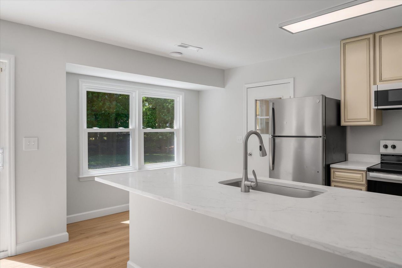 4449 Garwood Drive Photo 16