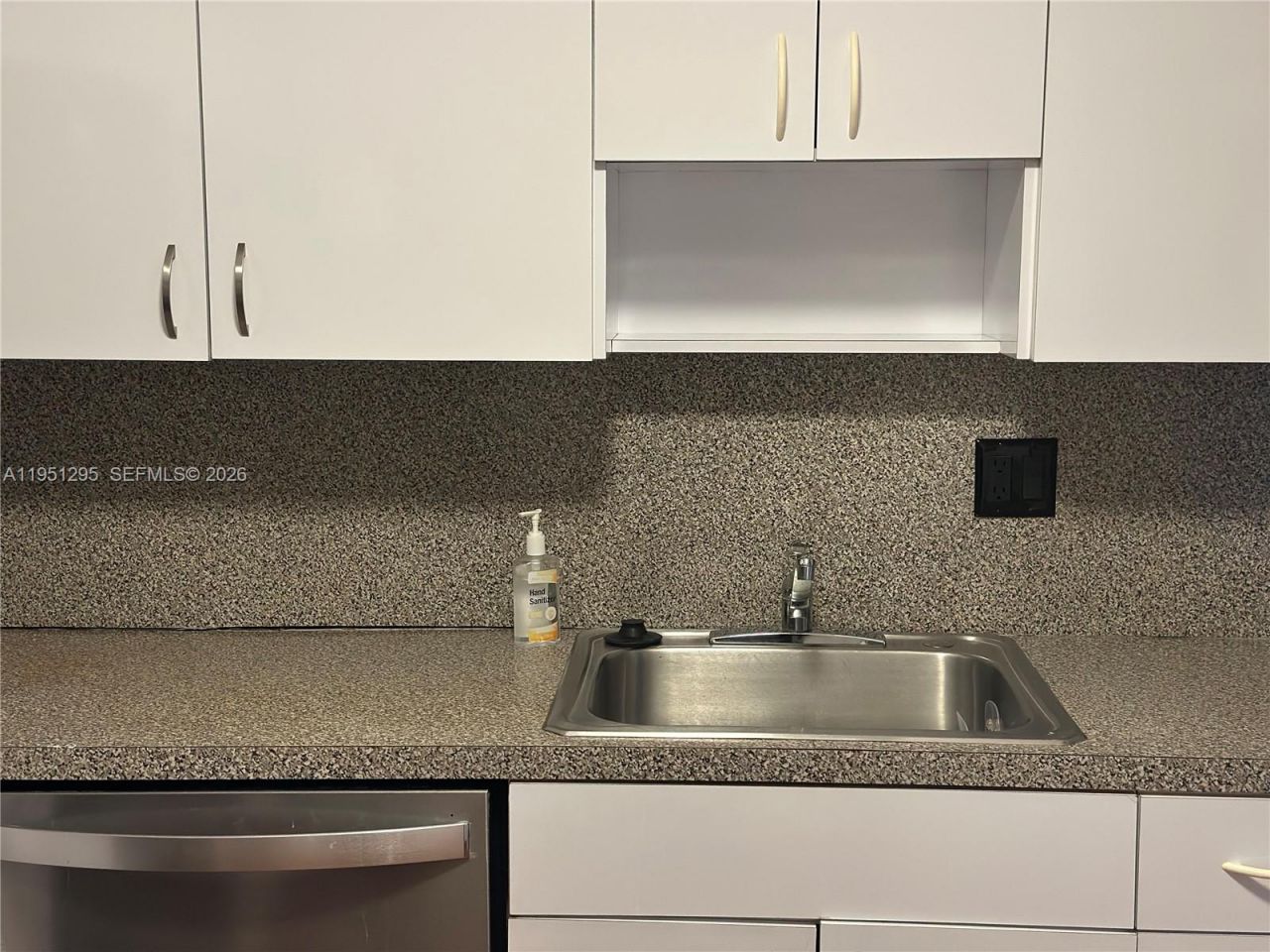 1170 N Federal Hwy, Unit 1110, Fort Lauderdale, FL 33304 Photo