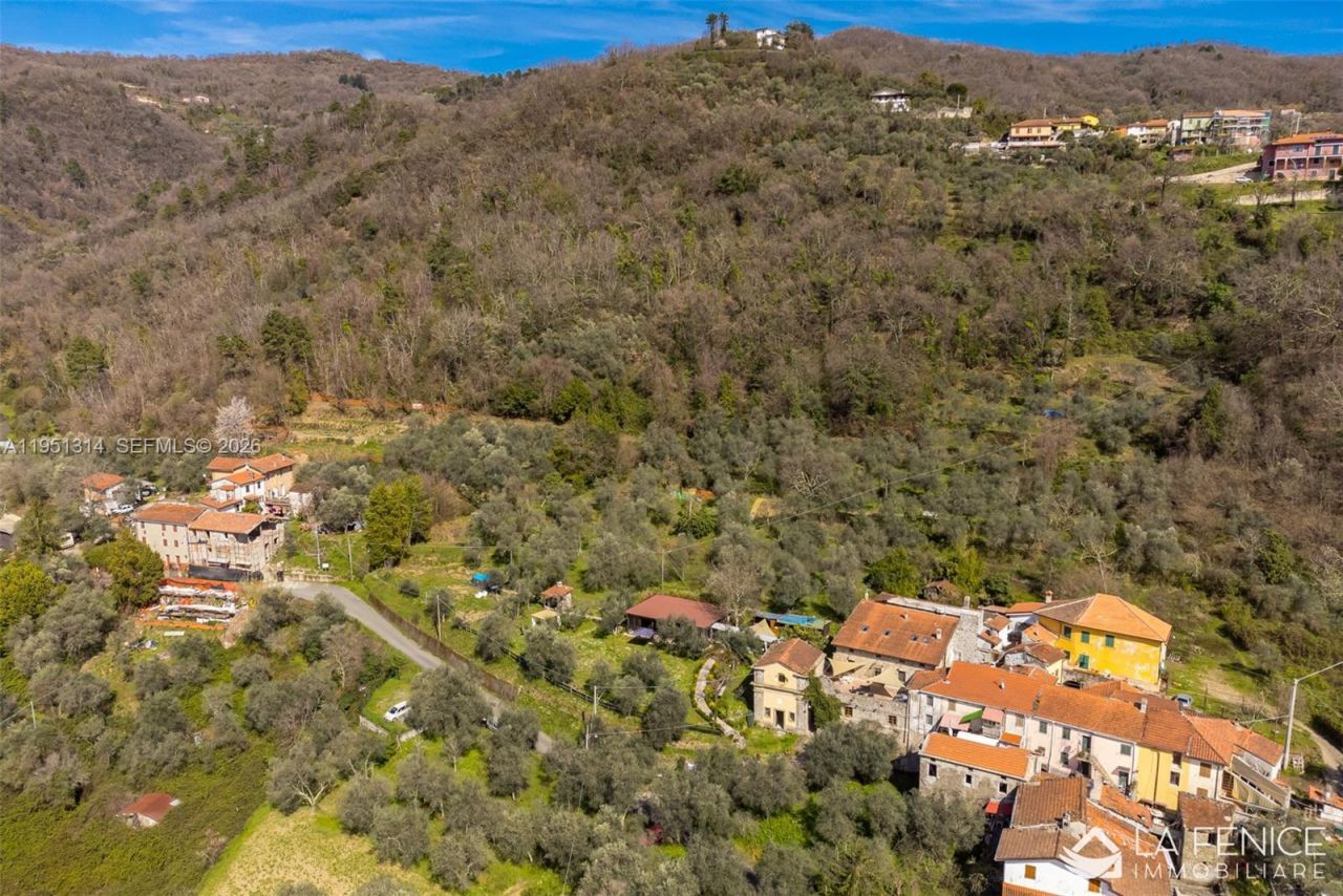 11 Vaggi Mura, , FL 00000 Photo