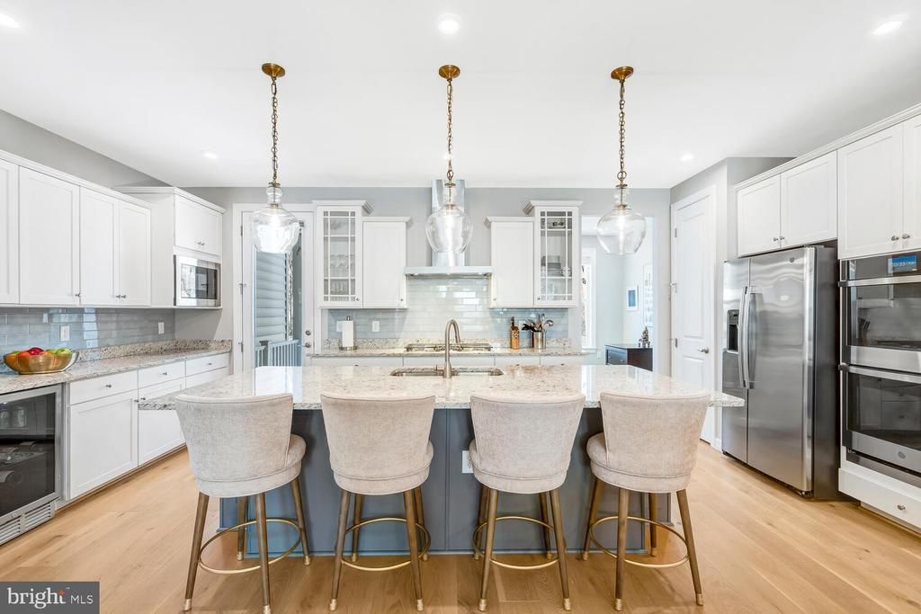 3871 Rainier Drive, Fairfax, VA 22033 Main Photo