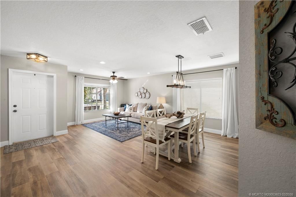 1911 SW Jamesport Drive, Port Saint Lucie, FL 34953 Photo