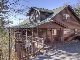 3779 Old Mountain Rd Sevierville, TN 37876