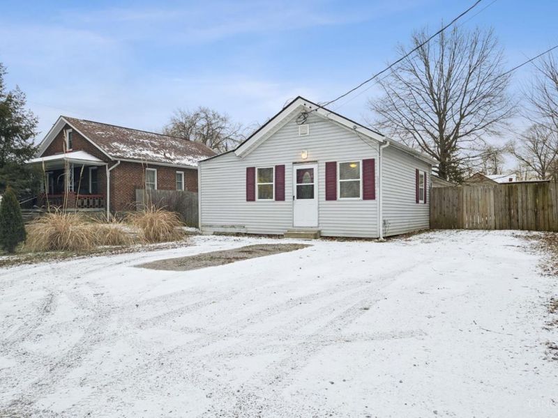 609 Light Street, Franklin Twp, OH 45120 Photo 4