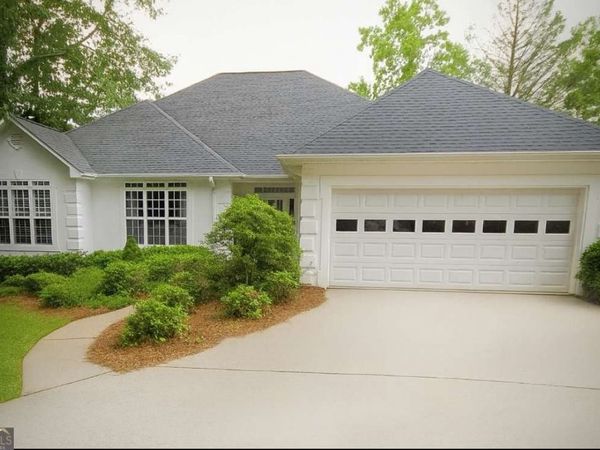 10121 Lakeview Parkway, Villa Rica, GA 30180