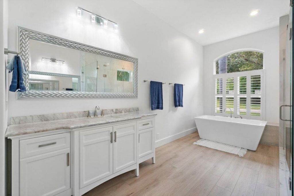 8369 SE Island Way, Jupiter, FL 33458 Photo