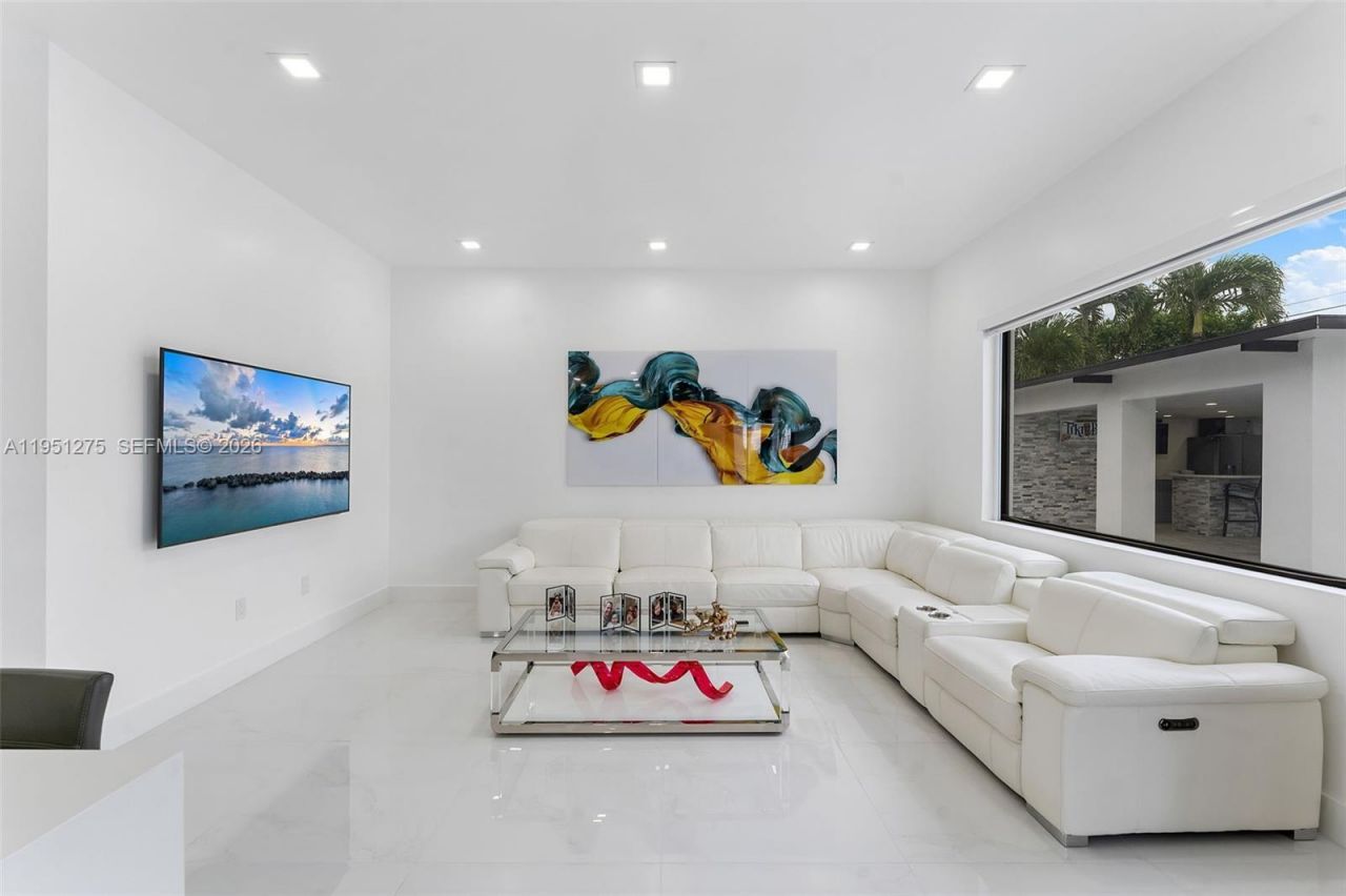 13118 SW 215th Ter, Miami, FL 33177 Photo