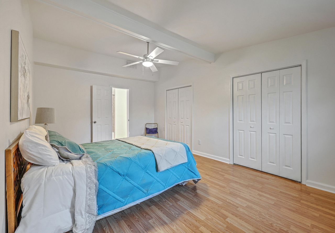 233 N Pandora Drive Photo 20