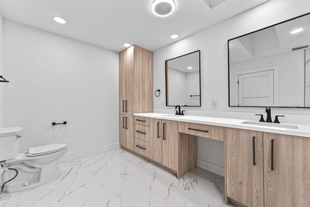 6 Clubhouse Lane, Boynton Beach, FL 33436 Photo