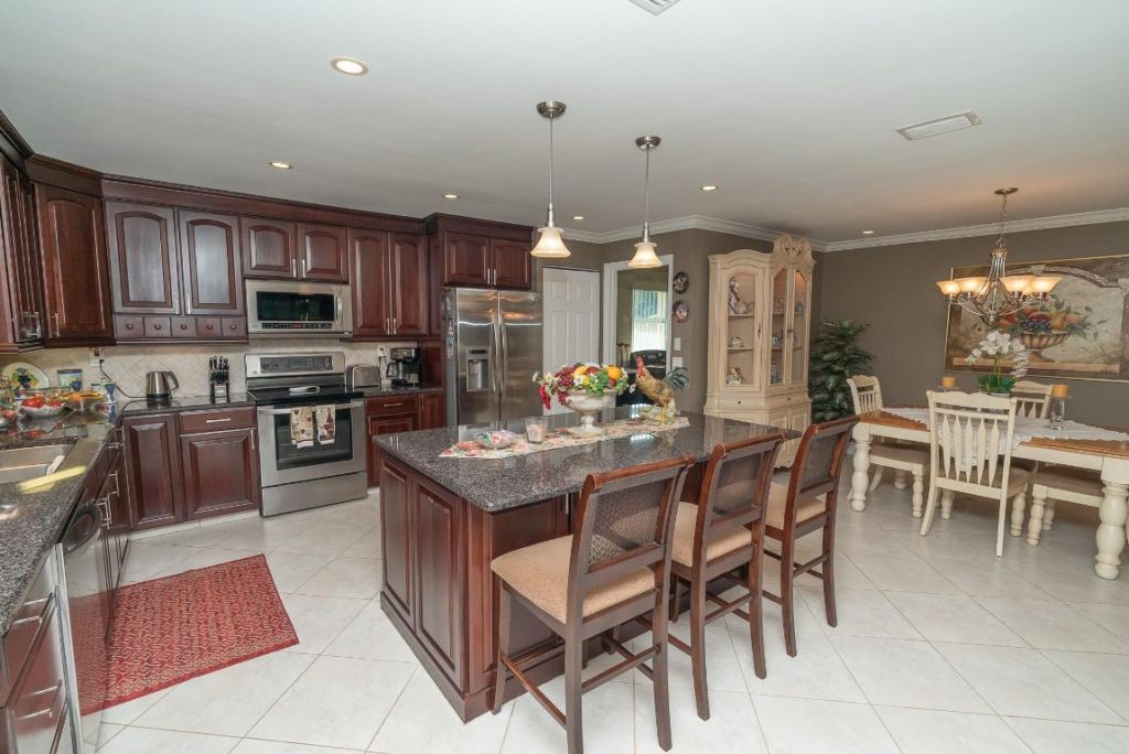 115 SW 97th Terrace, Coral Springs, FL 33071 Photo