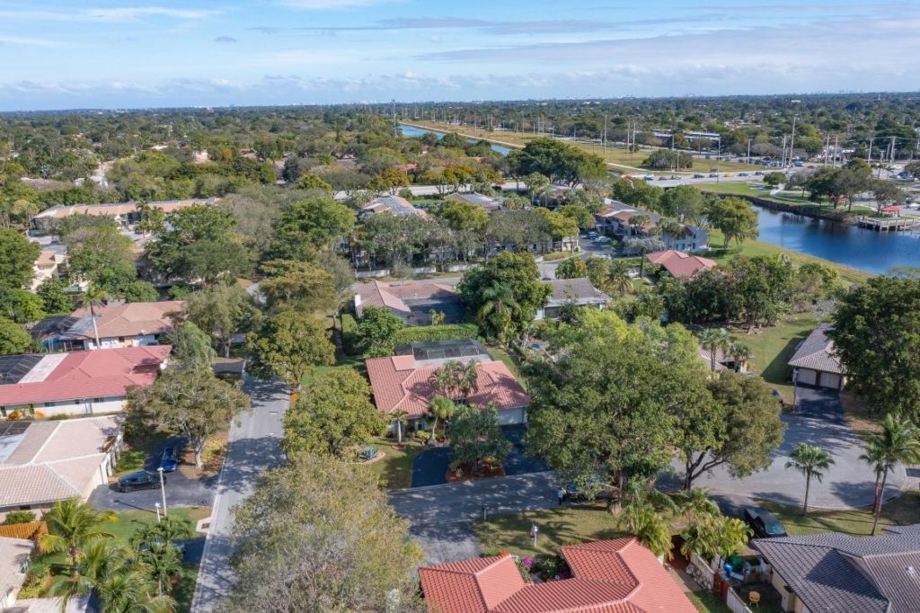 115 SW 97th Terrace, Coral Springs, FL 33071 Photo