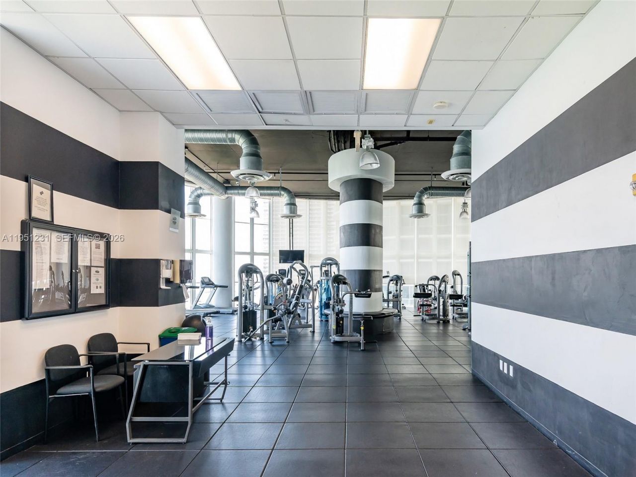 1800 N Bayshore Dr, Unit 2503, Miami, FL 33132 Photo