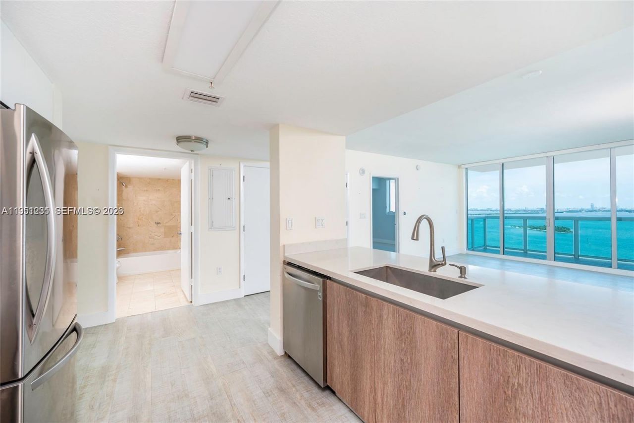 1800 N Bayshore Dr, Unit 2503, Miami, FL 33132 Photo