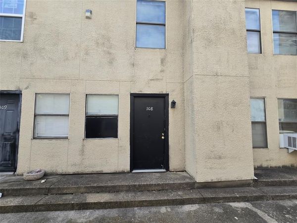 7030 Fair Oaks Avenue, Unit 108, Dallas, TX 75231