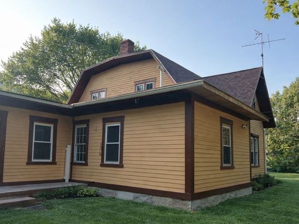 1045-1047 Worcester St, Springfield, MA 01151