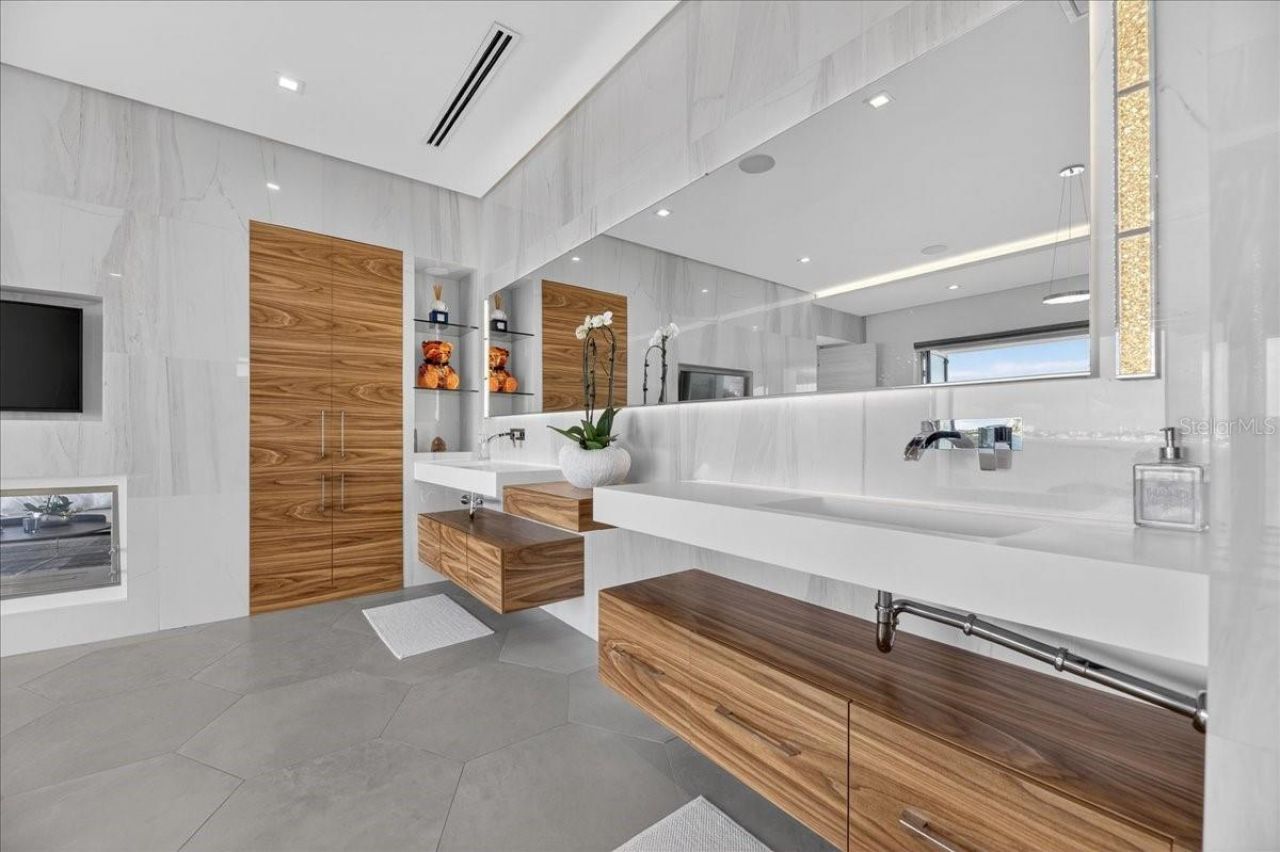 1320 Boca Ciega Isle Drive, Saint Pete Beach, FL 33706 Photo