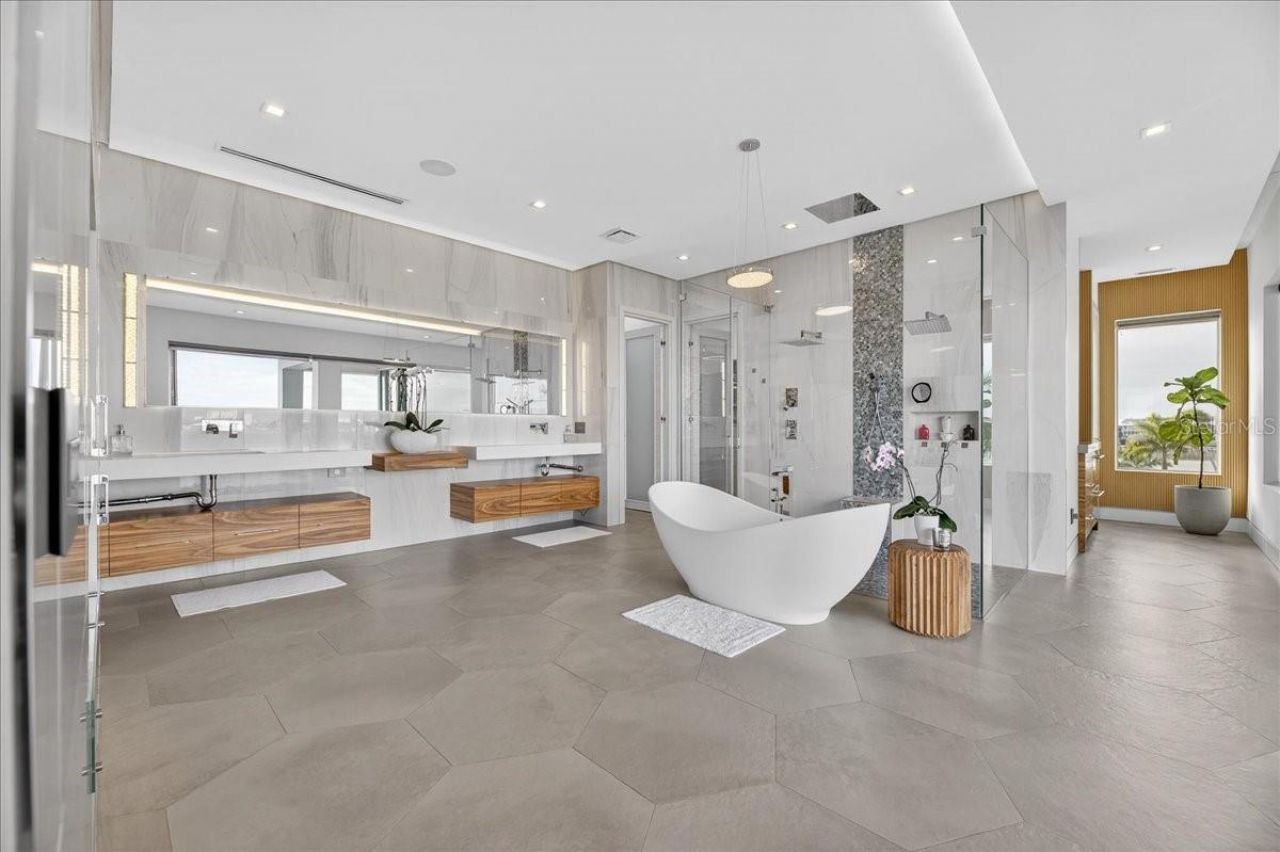 1320 Boca Ciega Isle Drive, Saint Pete Beach, FL 33706 Photo