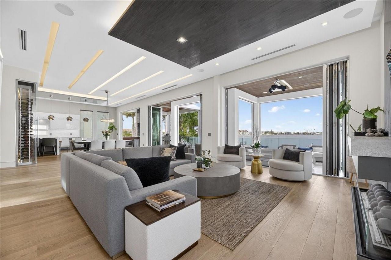 1320 Boca Ciega Isle Drive, Saint Pete Beach, FL 33706 Photo