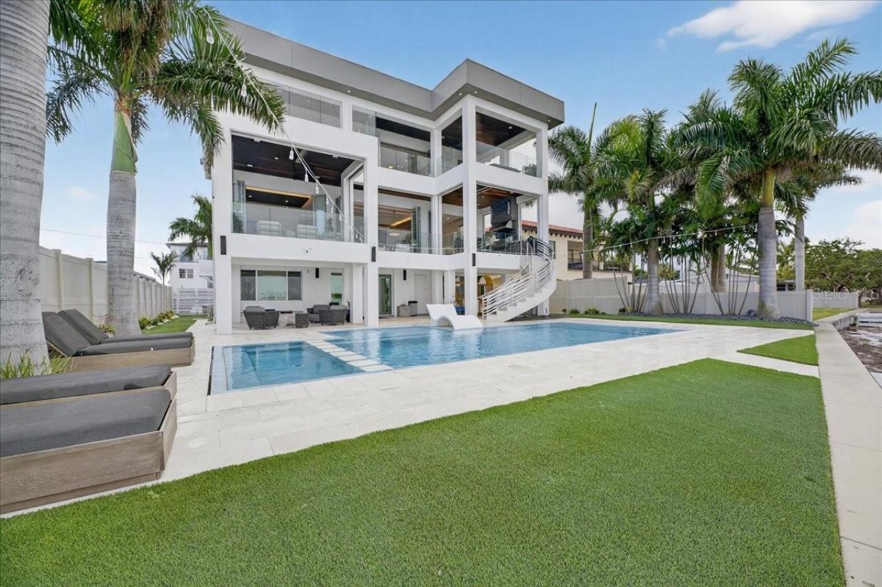 1320 Boca Ciega Isle Drive, Saint Pete Beach, FL 33706 Photo