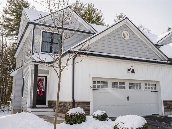 26 Compass Point Dr, Unit 26, Douglas, MA 01516
