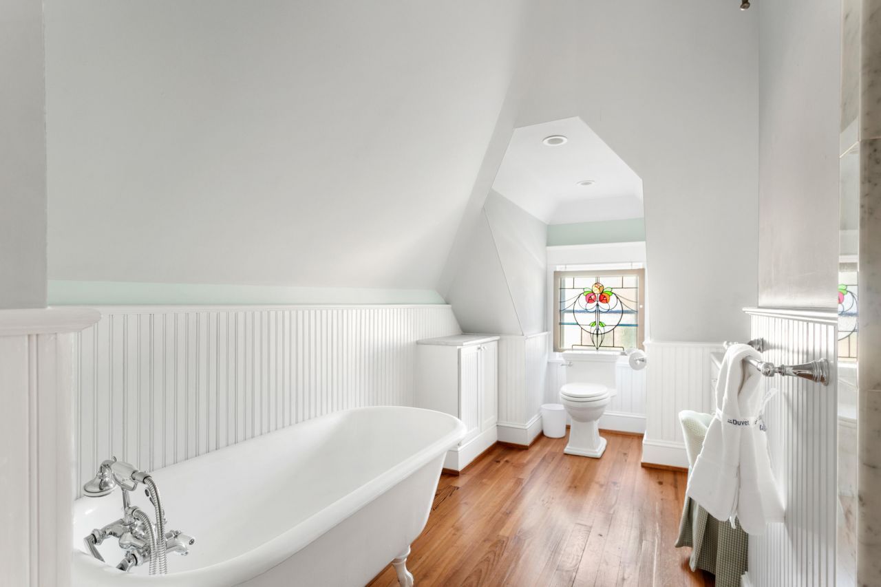 9 Colonial Street Photo 50