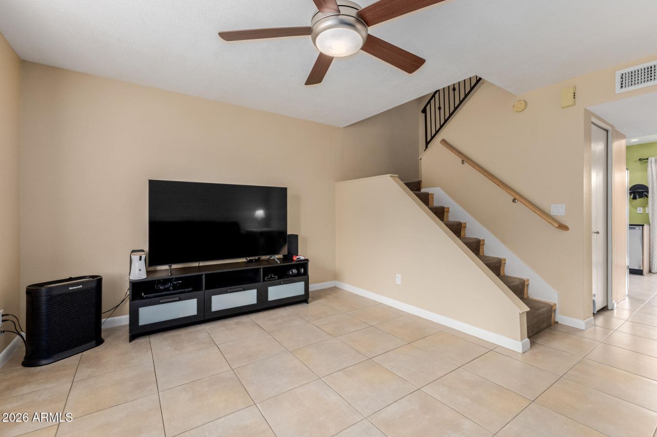 4843 E CORRAL Road Phoenix, AZ 85044