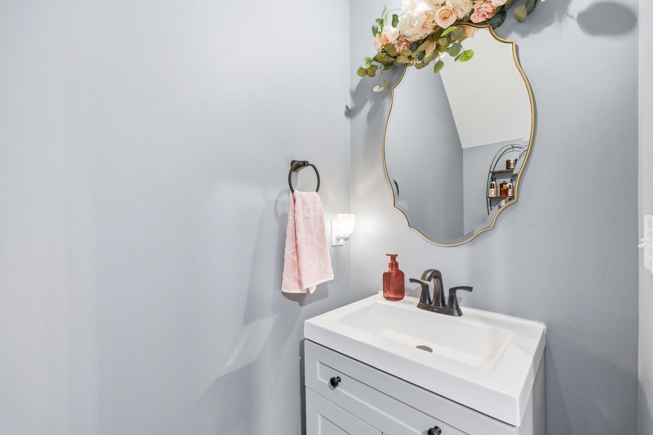 1519 Swing Bridge Way Photo 17