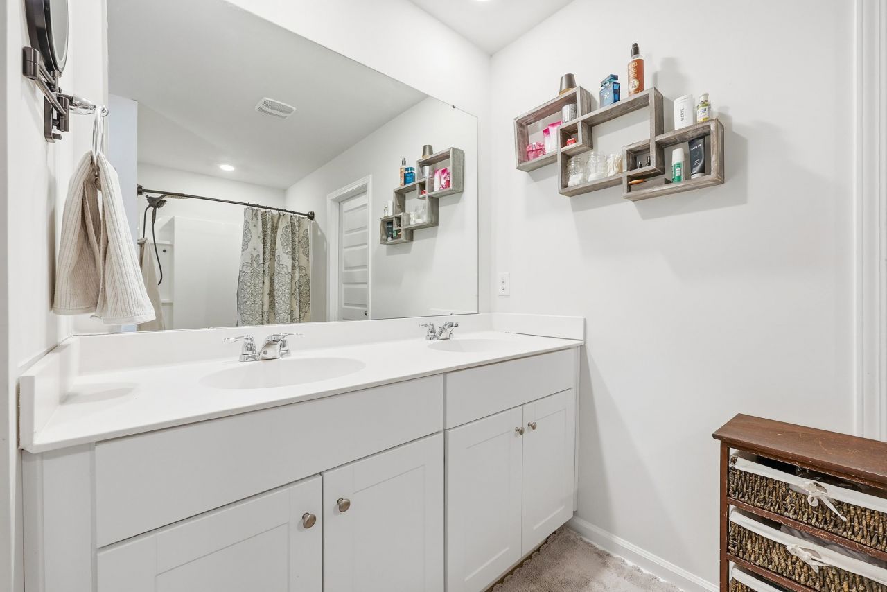 1519 Swing Bridge Way Photo 21