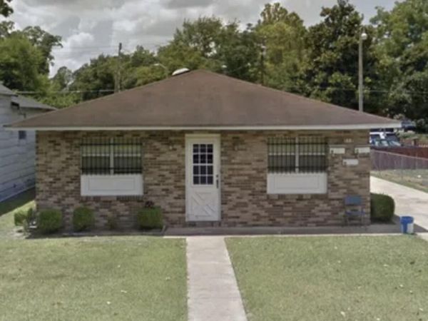 715 Central Street, Belzoni, MS 39038