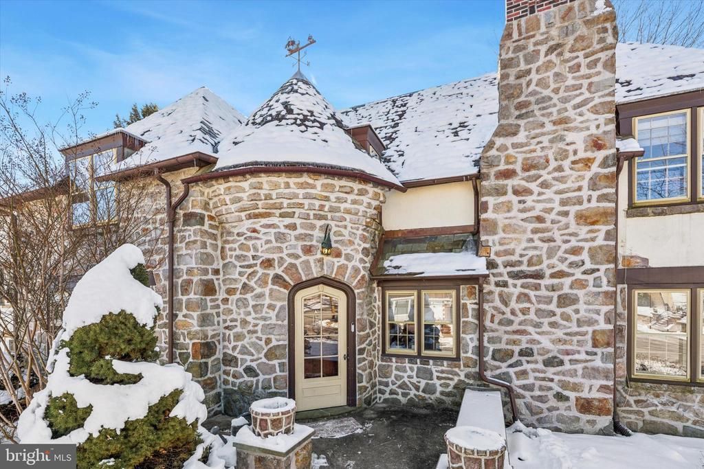 40 W 2nd Street, Boyertown, PA 19512 Main Photo