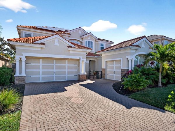 8111 SANTA ROSA COURT, SARASOTA, FL 34243