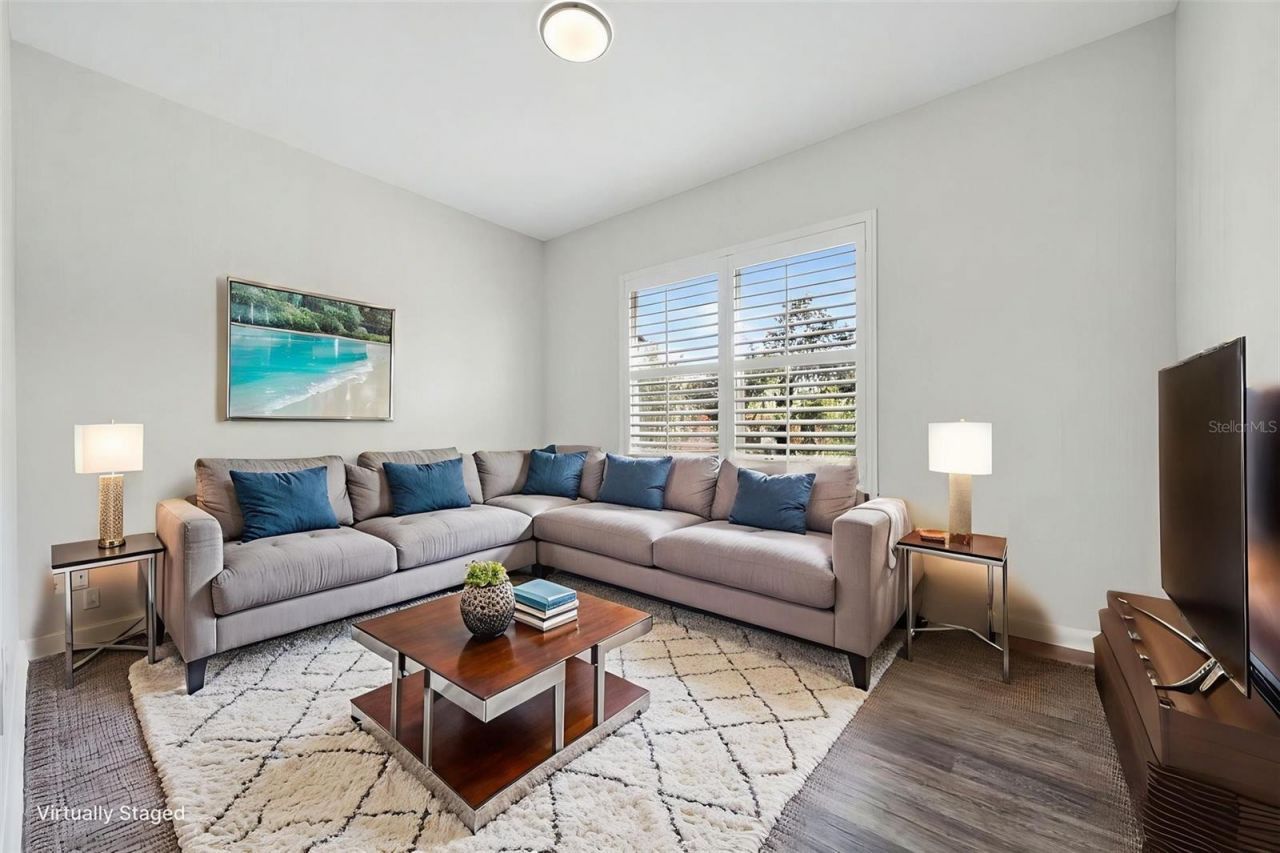 8111 Santa Rosa Court, Sarasota, FL 34243 Photo