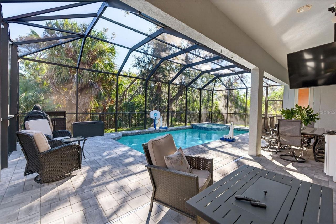 8111 Santa Rosa Court, Sarasota, FL 34243 Photo