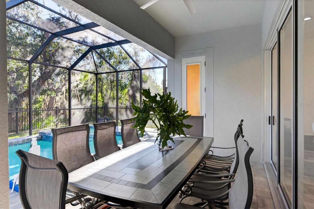 8111 Santa Rosa Court, Sarasota, FL 34243 Photo