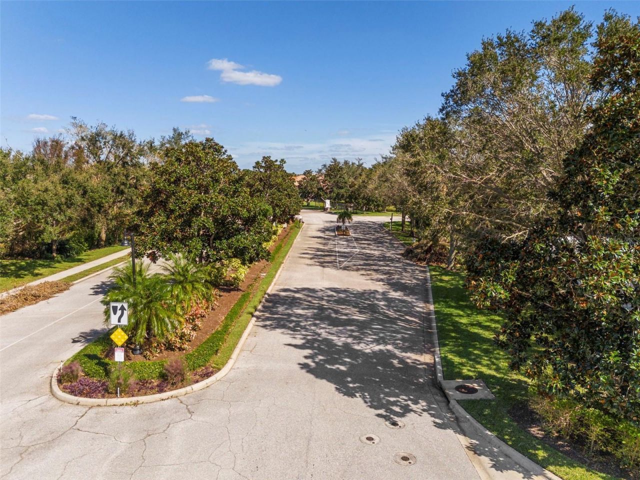 8111 Santa Rosa Court, Sarasota, FL 34243 Photo