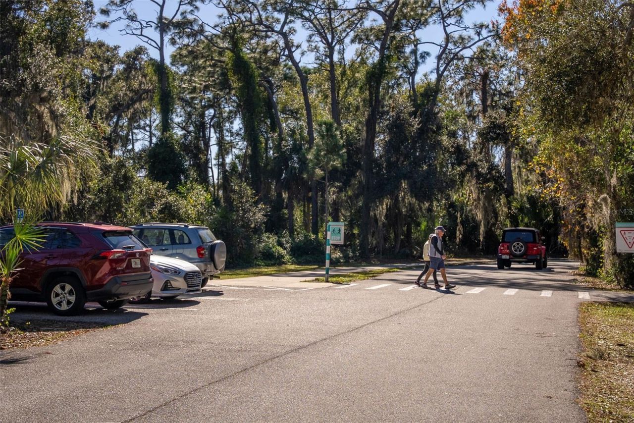 8111 Santa Rosa Court, Sarasota, FL 34243 Photo