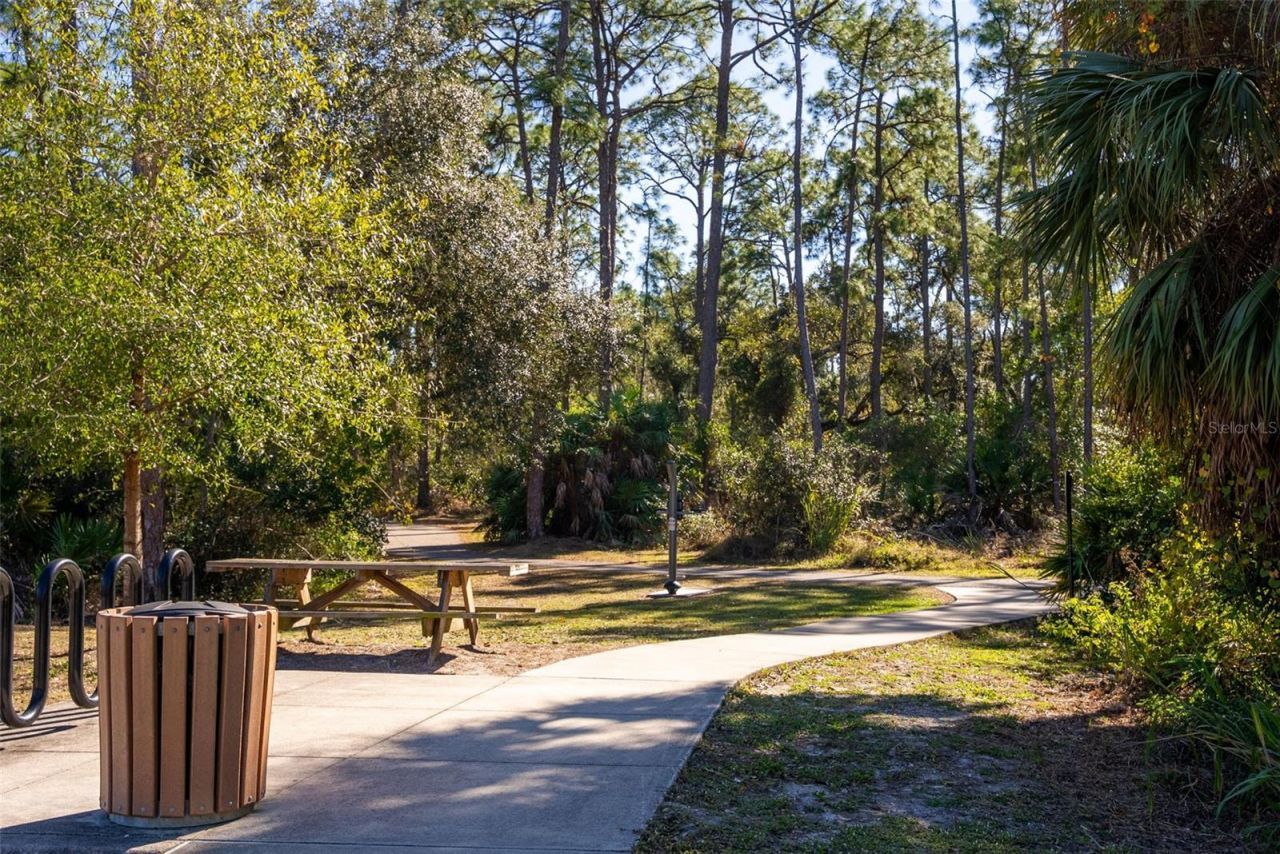 8111 Santa Rosa Court, Sarasota, FL 34243 Photo