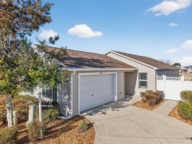 2448 RAVENWOOD LANE, THE VILLAGES, FL 32162