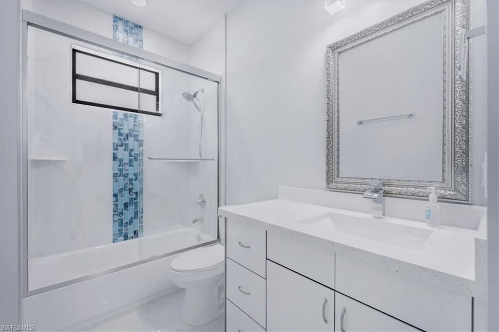 1114 NE 7th Ave, Cape Coral, FL 33909 Photo