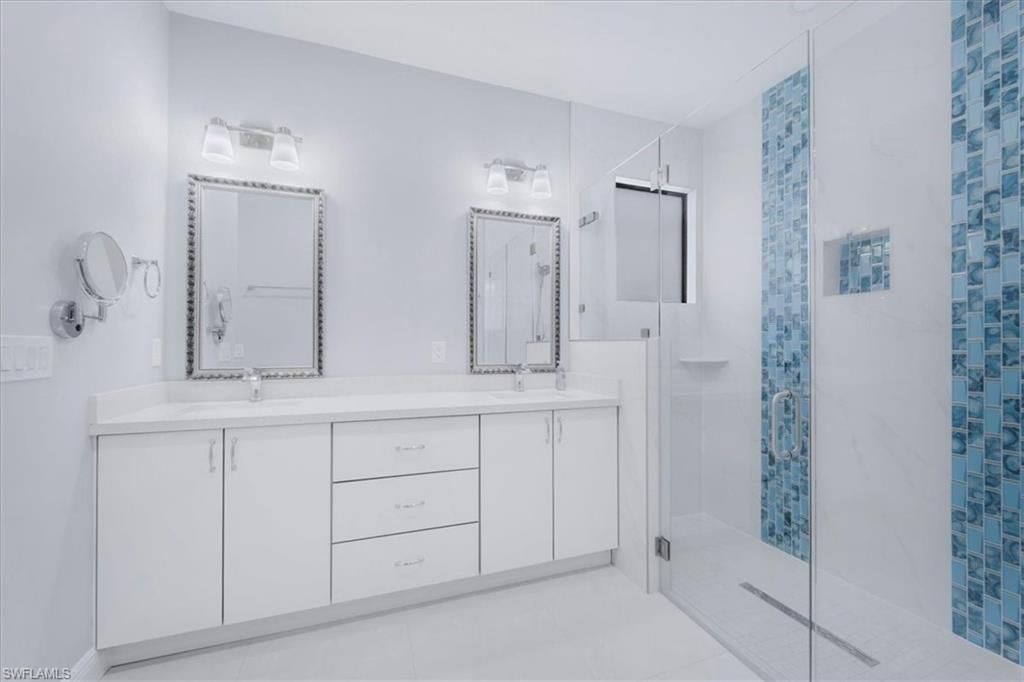 1114 NE 7th Ave, Cape Coral, FL 33909 Photo