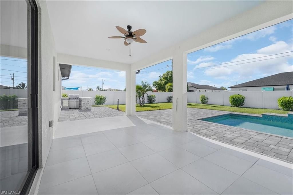 1114 NE 7th Ave, Cape Coral, FL 33909 Photo