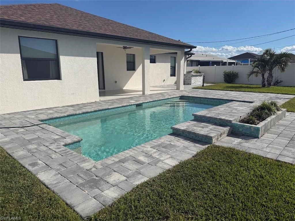 1114 NE 7th Ave, Cape Coral, FL 33909 Photo