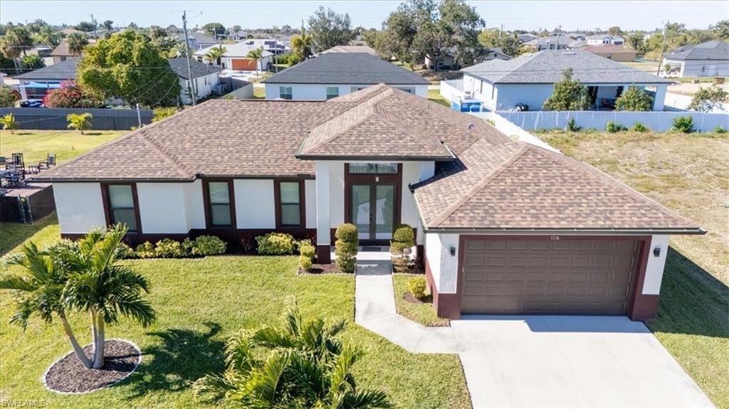 1114 NE 7th Ave, Cape Coral, FL 33909 Photo